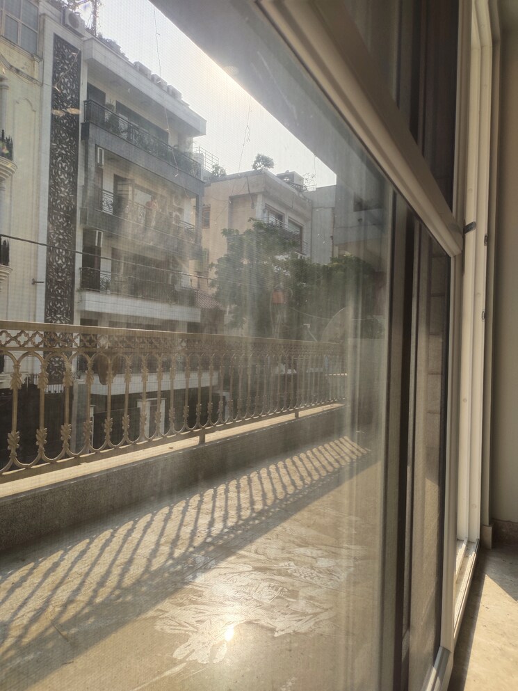 Balcony, greater kailash i 3 Bedroom 1800 Sq.Ft. Builder Floor In Greater Kailash I Delhi 7850209