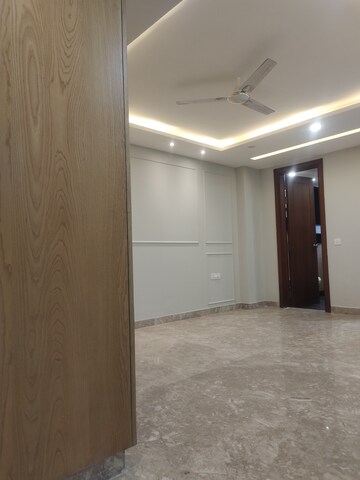 Room in 3 BHK Builder Floor at Greater Kailash I – for Sale