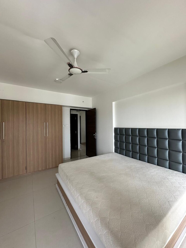 Bedroom, nivan-apartments 3 Bedroom 1650 Sq.Ft. Apartment In Khar West Mumbai 7850246