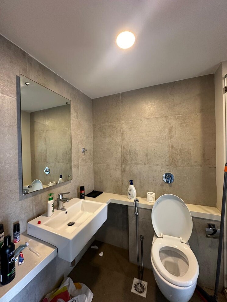 Team Area, nivan-apartments 3 Bedroom 1650 Sq.Ft. Apartment In Khar West Mumbai 7850246