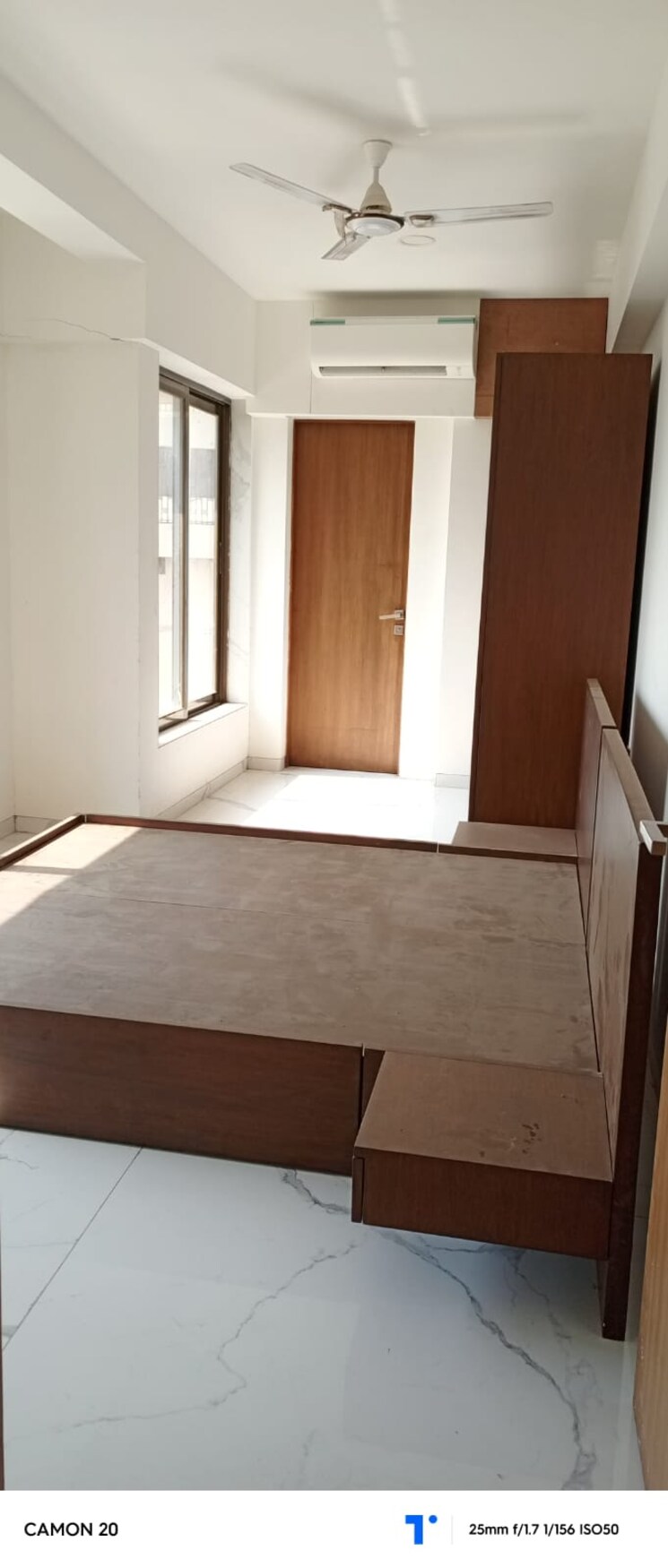 Room, kripa-fabulous 3 Bedroom 1400 Sq.Ft. Apartment In Khar West Mumbai 7850296