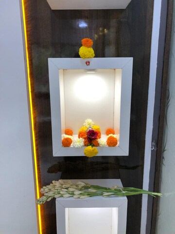 Furnished Amenities in 1 BHK Apartment at Andheri West – for Rent