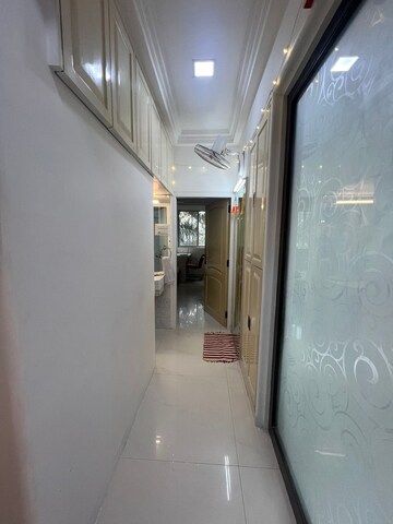  1 BHK Apartment at Andheri West – for Rent