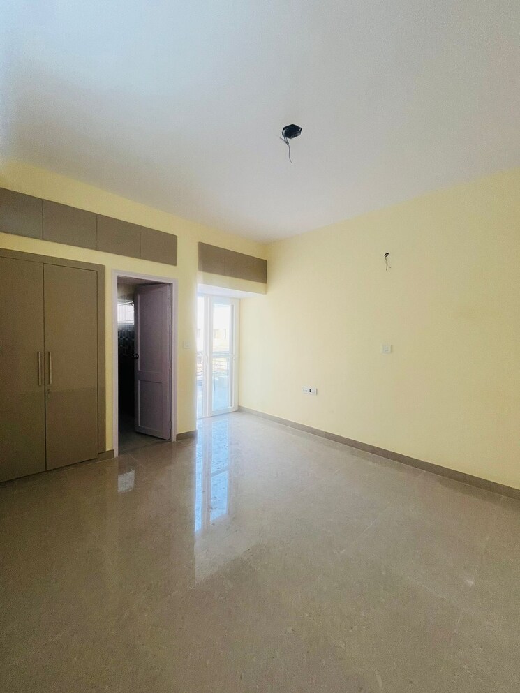 Room, vasant kunj 3 Bedroom 1700 Sq.Ft. Apartment In Vasant Kunj Delhi 7850318