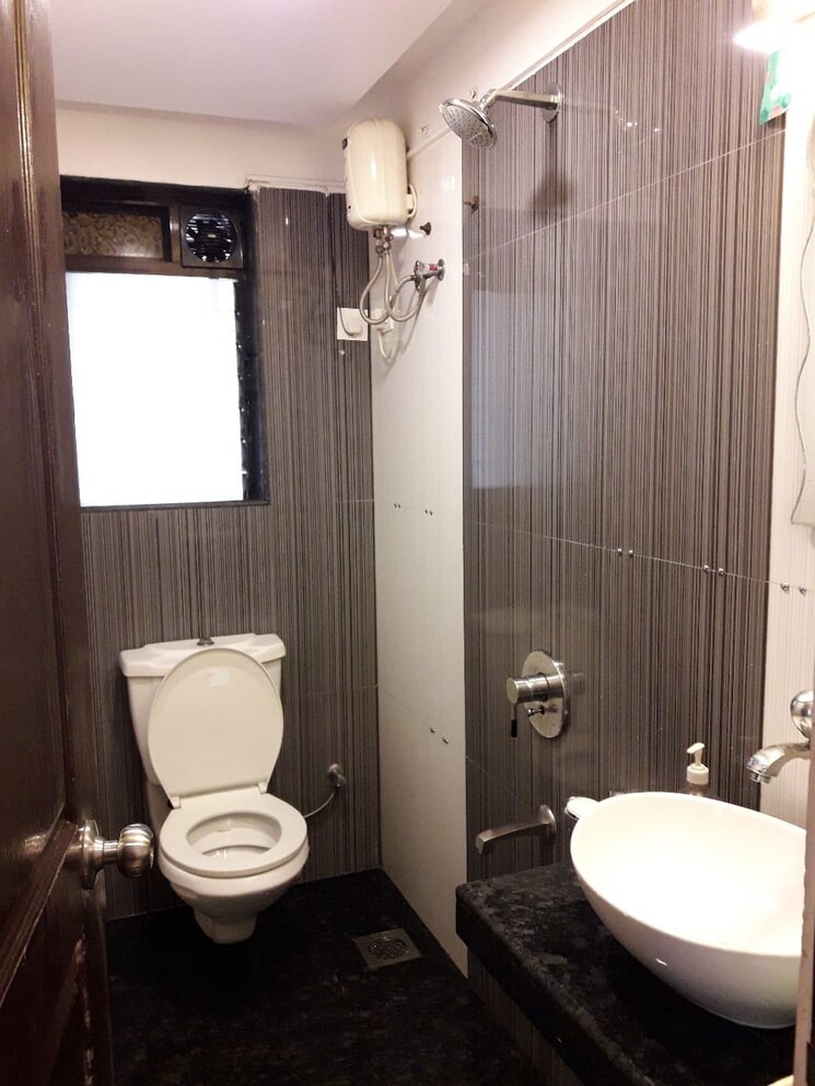 Bathroom, hicons-residency 2 Bedroom 1100 Sq.Ft. Apartment In Bandra West Mumbai 7850317