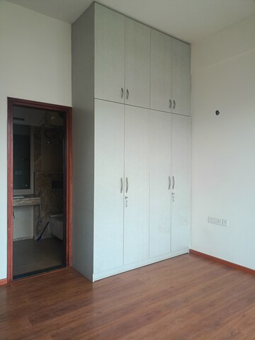 Room in 2 BHK Apartment at Saya Gold Avenue, Vaibhav Khand – for Sale