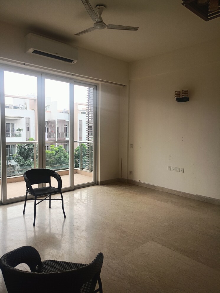 Room, saya-gold-avenue 2 Bedroom 748 Sq.Ft. Apartment In Vaibhav Khand Ghaziabad 7850387