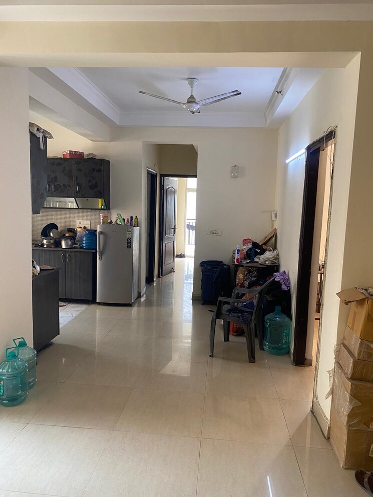 Living Room, amrapali-princely-estate 3 Bedroom 1540 Sq.Ft. Apartment In Sector 76 Noida 7850409