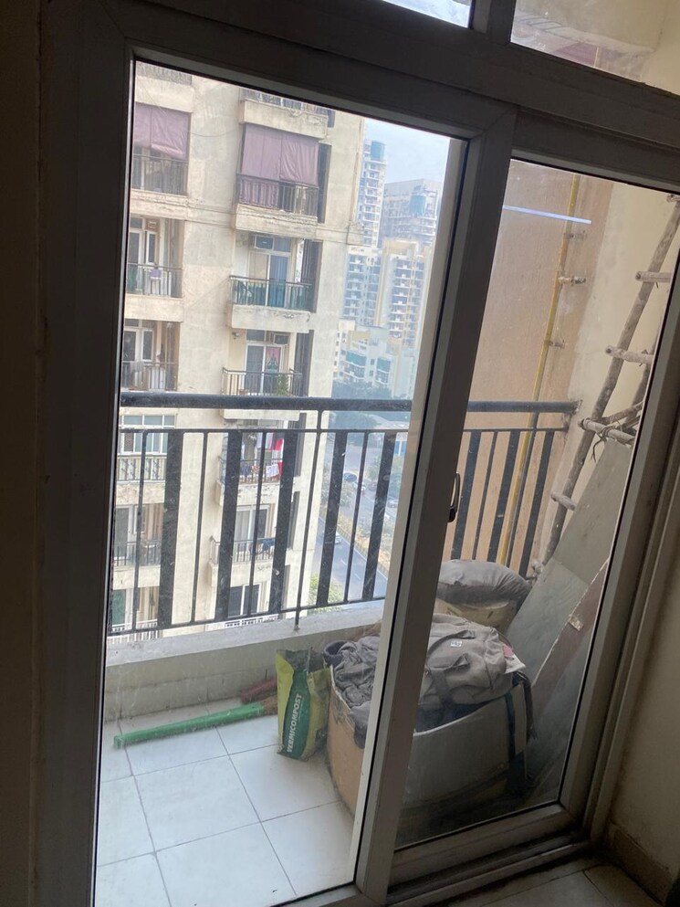 Balcony, amrapali-princely-estate 3 Bedroom 1540 Sq.Ft. Apartment In Sector 76 Noida 7850409