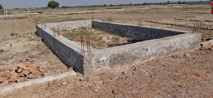 undefined, upsidc site b  101 Sq.Yd. Plot In Upsidc Site B Greater Noida 7850512