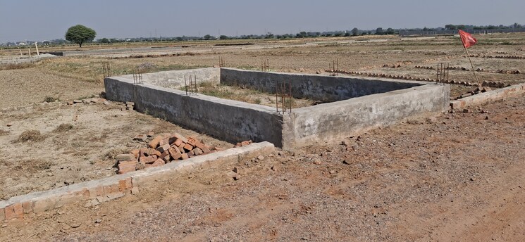 undefined, upsidc site b  101 Sq.Yd. Plot In Upsidc Site B Greater Noida 7850512