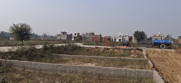 undefined, upsidc site b  80 Sq.Yd. Plot In Upsidc Site B Greater Noida 7850517