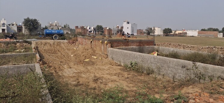 undefined, upsidc site b  80 Sq.Yd. Plot In Upsidc Site B Greater Noida 7850517