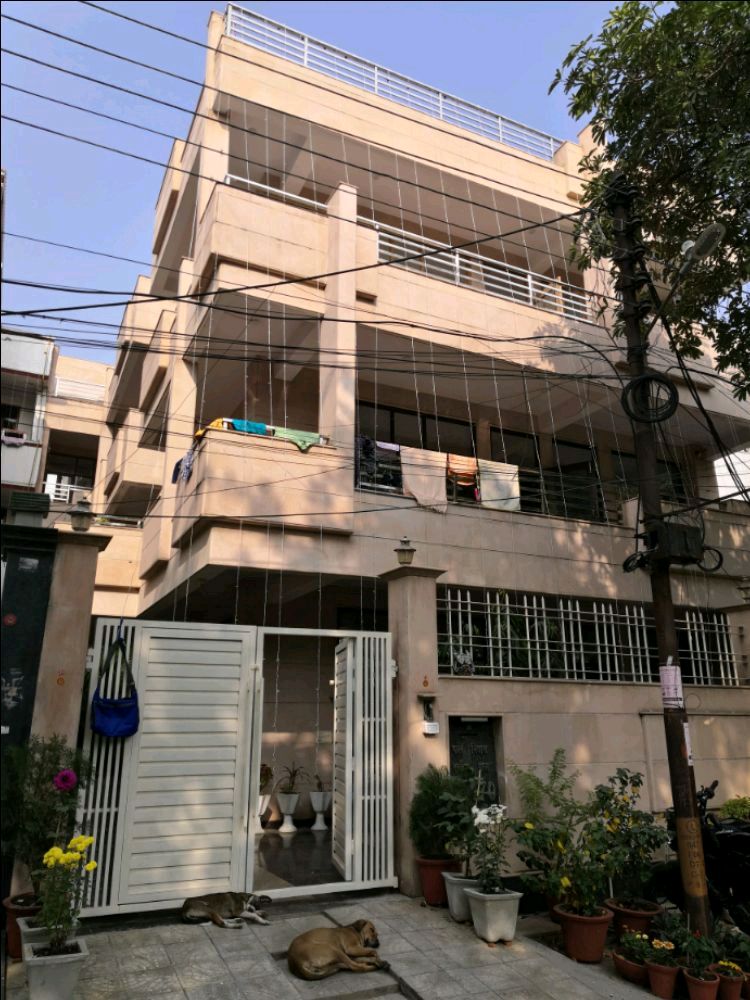 6 BHK + Pooja Room,Study Room,Extra Room Independent House For Sale in Sector 50