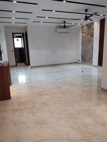 2 BHK Apartment For Rent in Ireo Uptown, Sector 66