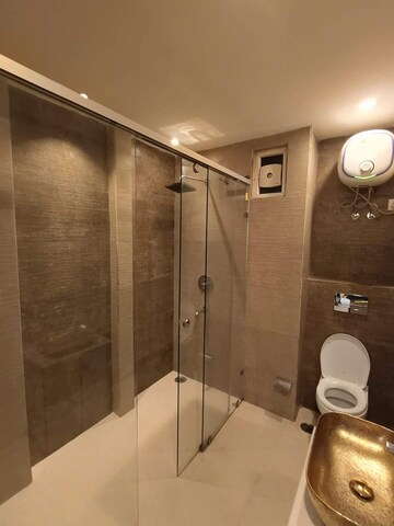 Furnished Amenities in 4 BHK Apartment at Emaar The Enclave, Sector 66 – for Rent