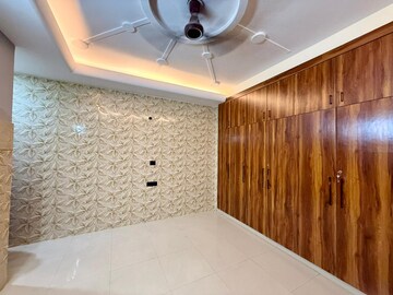 रेसिडेंशियल बिल्डर फ्लोर वर्ग फुट फॉर रेंट इन अहिंसा खंड 2 ग़ाज़ियाबाद  7850752