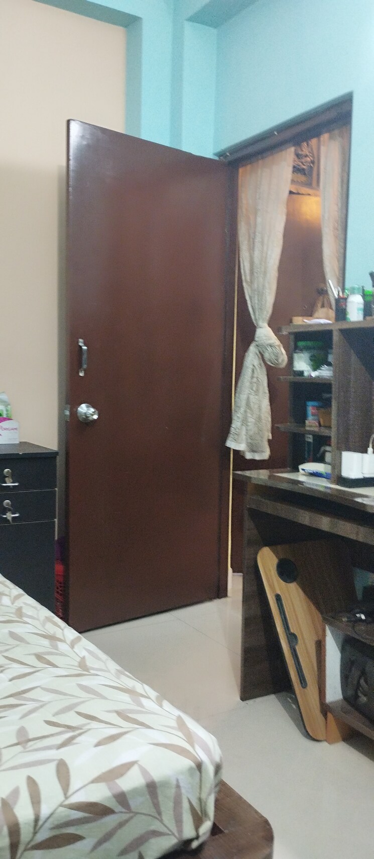 Room, santoshpur 2 Bedroom 1000 Sq.Ft. Apartment In Santoshpur Kolkata 7850762