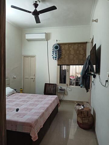 Master Bedroom in 2 BHK Builder Floor at Guru Nanak Enclave, Dhakoli Village – for Sale