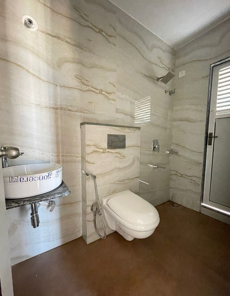 Bathroom, ashok-nagar-complex-ashok-nagar 1 Bedroom 500 Sq.Ft. Apartment In Ashok Nagar Thane 7850785