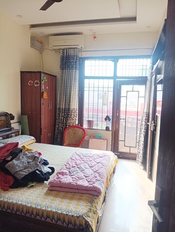 Bedroom in 2 BHK Builder Floor at Dhakoli Village – for Sale