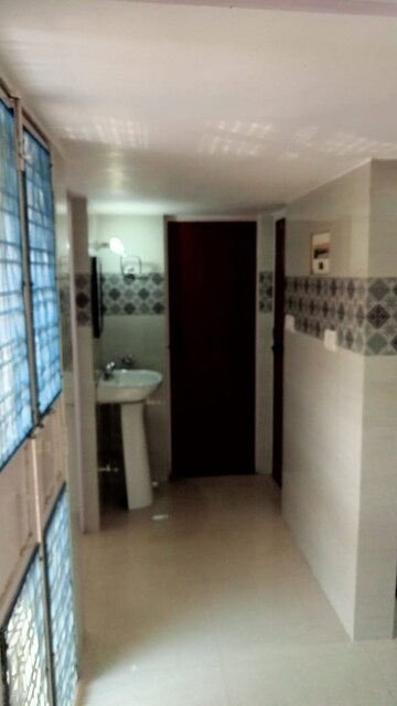 Building Lobby in 5 BHK Builder Floor at Mayur Vihar Phase ii – for Sale