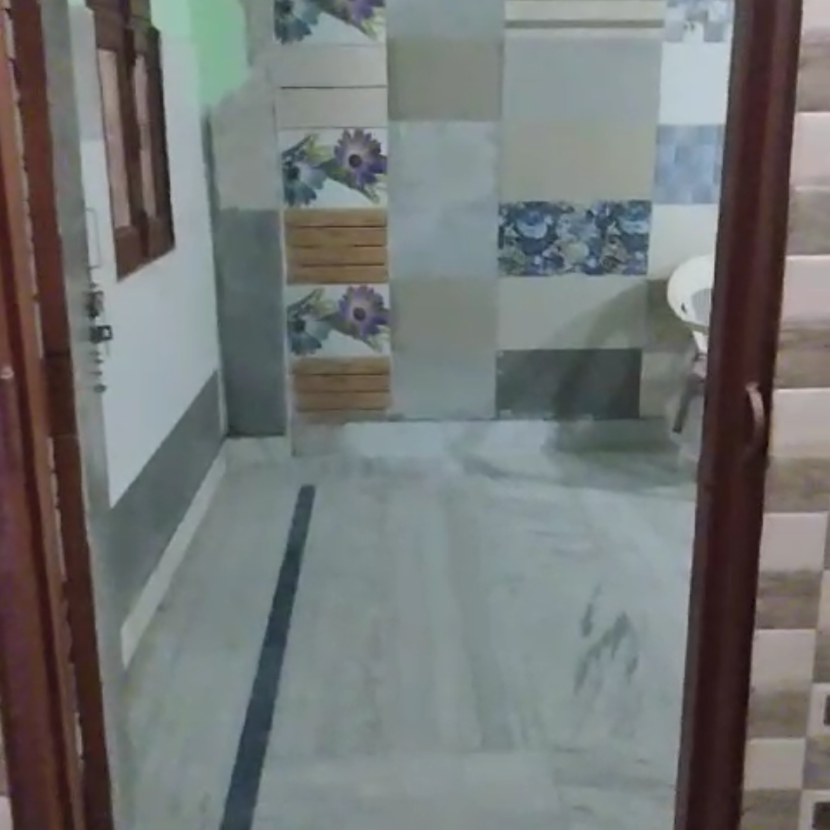 1 BHK Builder Floor For Rent in RWA Bhagwati Garden Shanti Park Dwarka Delhi  7851026