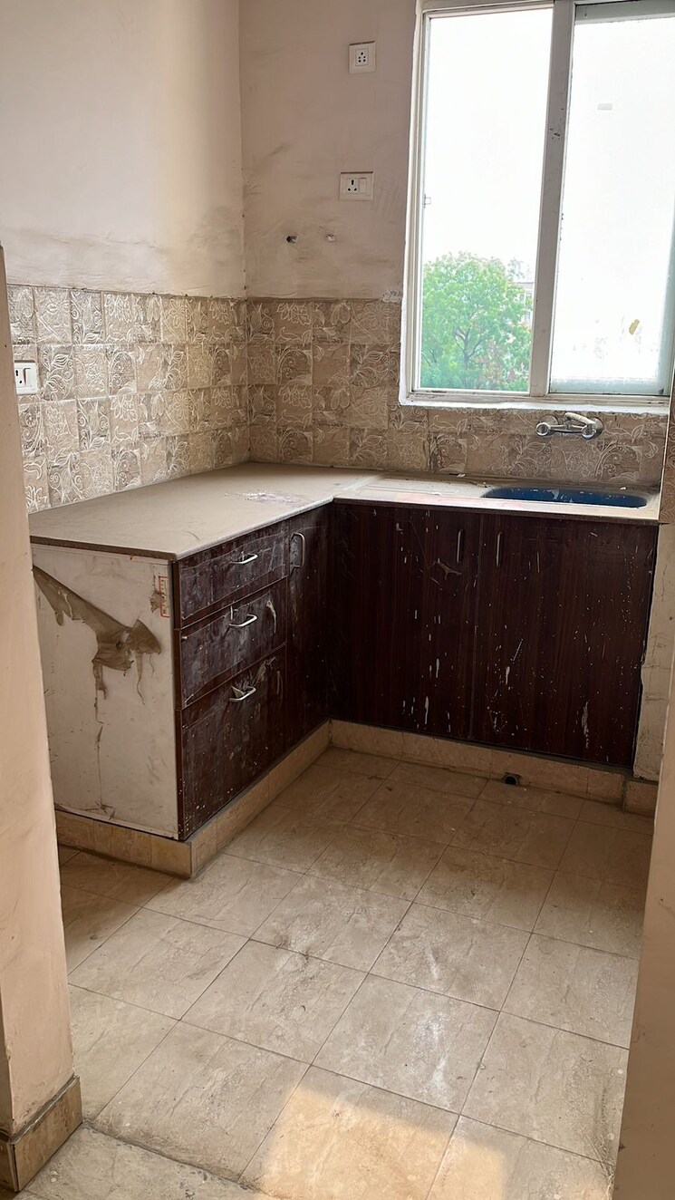 Kitchen, amrapali-golf-homes 3 Bedroom 1115 Sq.Ft. Apartment In Sector 4, Greater Noida Greater Noida 7851080