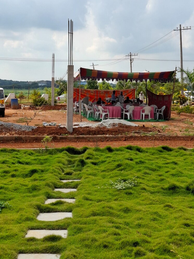 Garden, yuva-park  170 Sq.Yd. Plot In Shadnagar Hyderabad 7851115