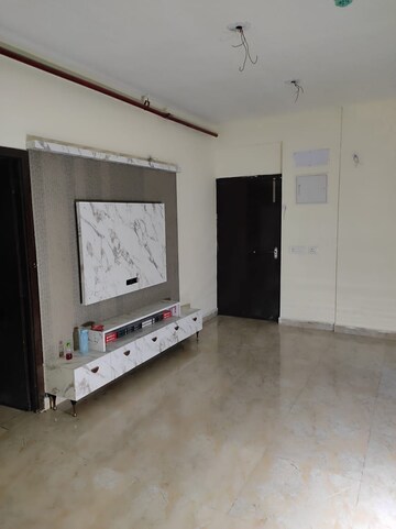 2 BHK Apartment For Rent in Amrapali Golf Homes, Sector 4 Greater Noida