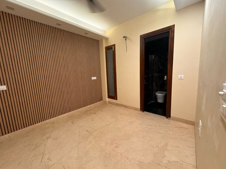 Room, sector 55 4 Bedroom 2700 Sq.Ft. Builder Floor In Sector 55 Gurgaon 7851191