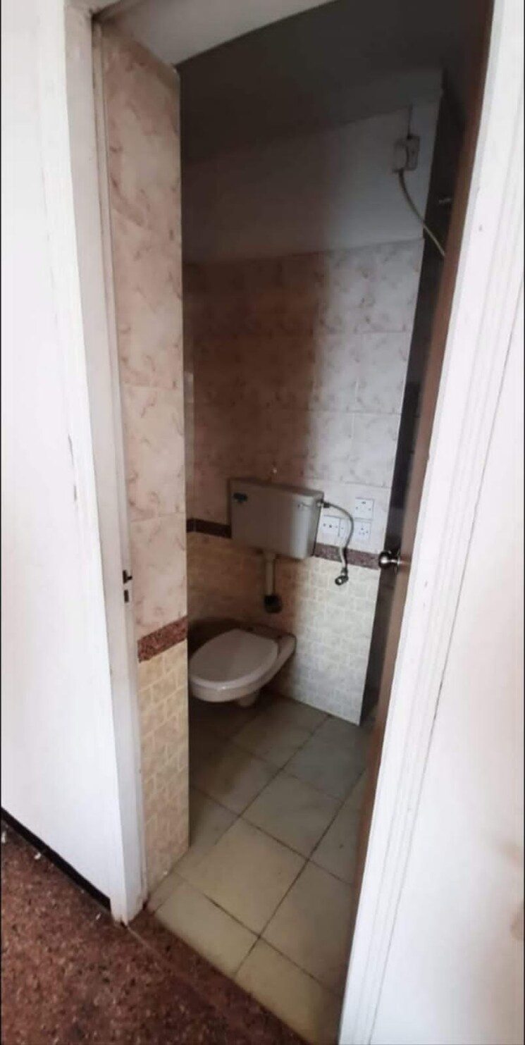 Bathroom, royal-palms 1 Bedroom 710 Sq.Ft. Apartment In Goregaon East Mumbai 7851165