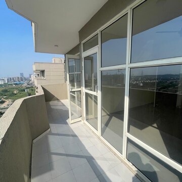 2 BHK Apartment For Rent in Pyramid Fusion Homes, Sector 70a