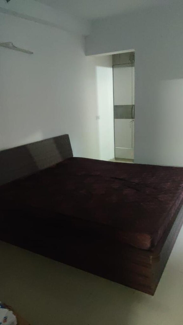 Bedroom, mahagun-mantra-ii 3 Bedroom 1400 Sq.Ft. Apartment In Sector 10 Greater Noida Greater Noida 7851174