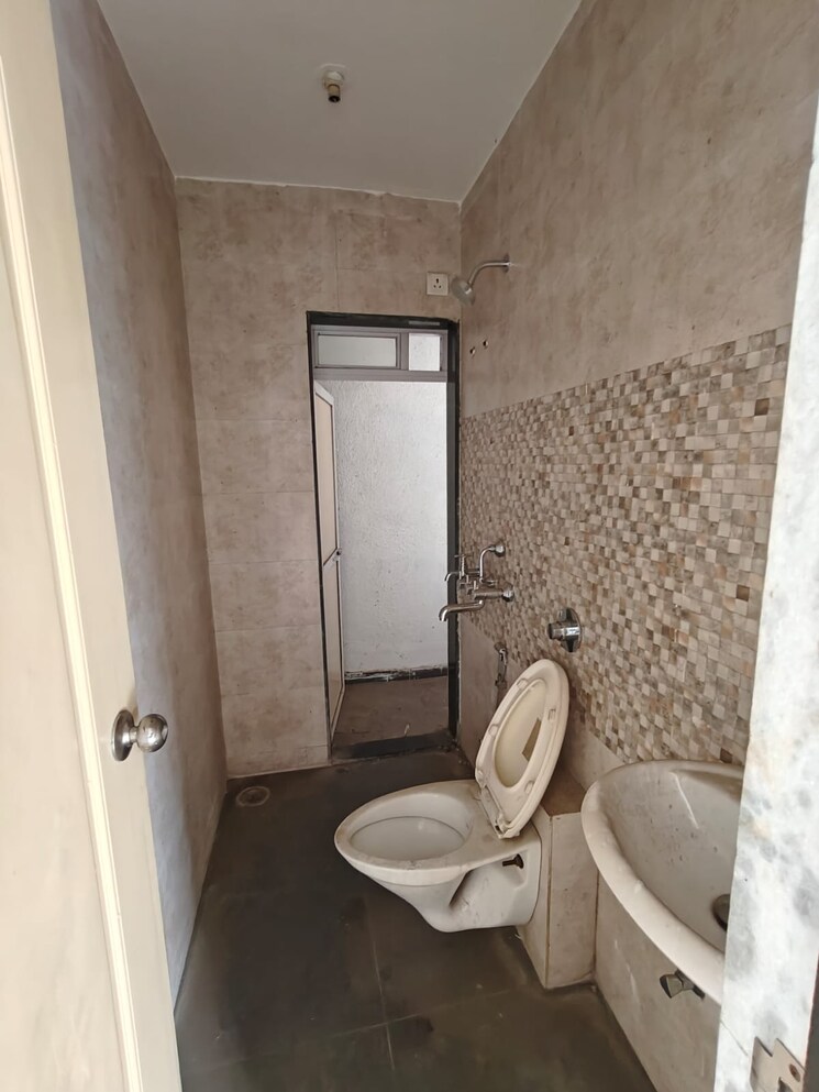 Bathroom, cosmos-classique 2 Bedroom 650 Sq.Ft. Apartment In Ghodbunder Road Thane 7851261