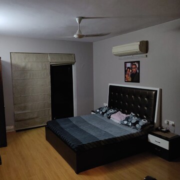 Bedroom in 4 BHK Apartment at Bestech Park View City 1, Sector 48 – for Rent