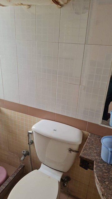 Bathroom in 3 BHK Apartment at Bestech Park View City 2, Sector 49 – for Sale