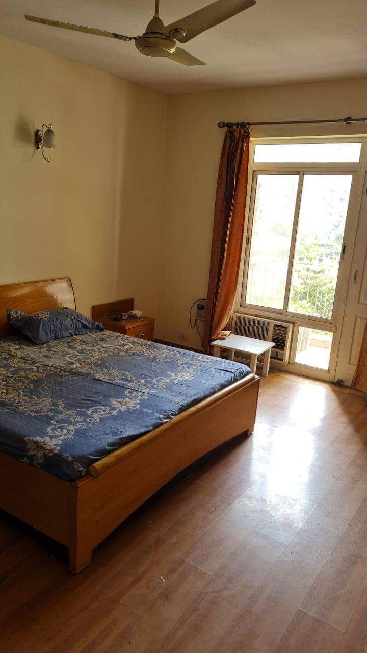 3 BHK + Servant Room Apartment For Sale in Bestech Park View City 2