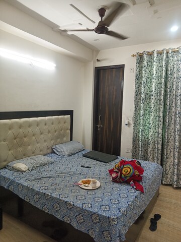 1 RK Builder Floor For Rent in Unitech Arcadia, South City 2