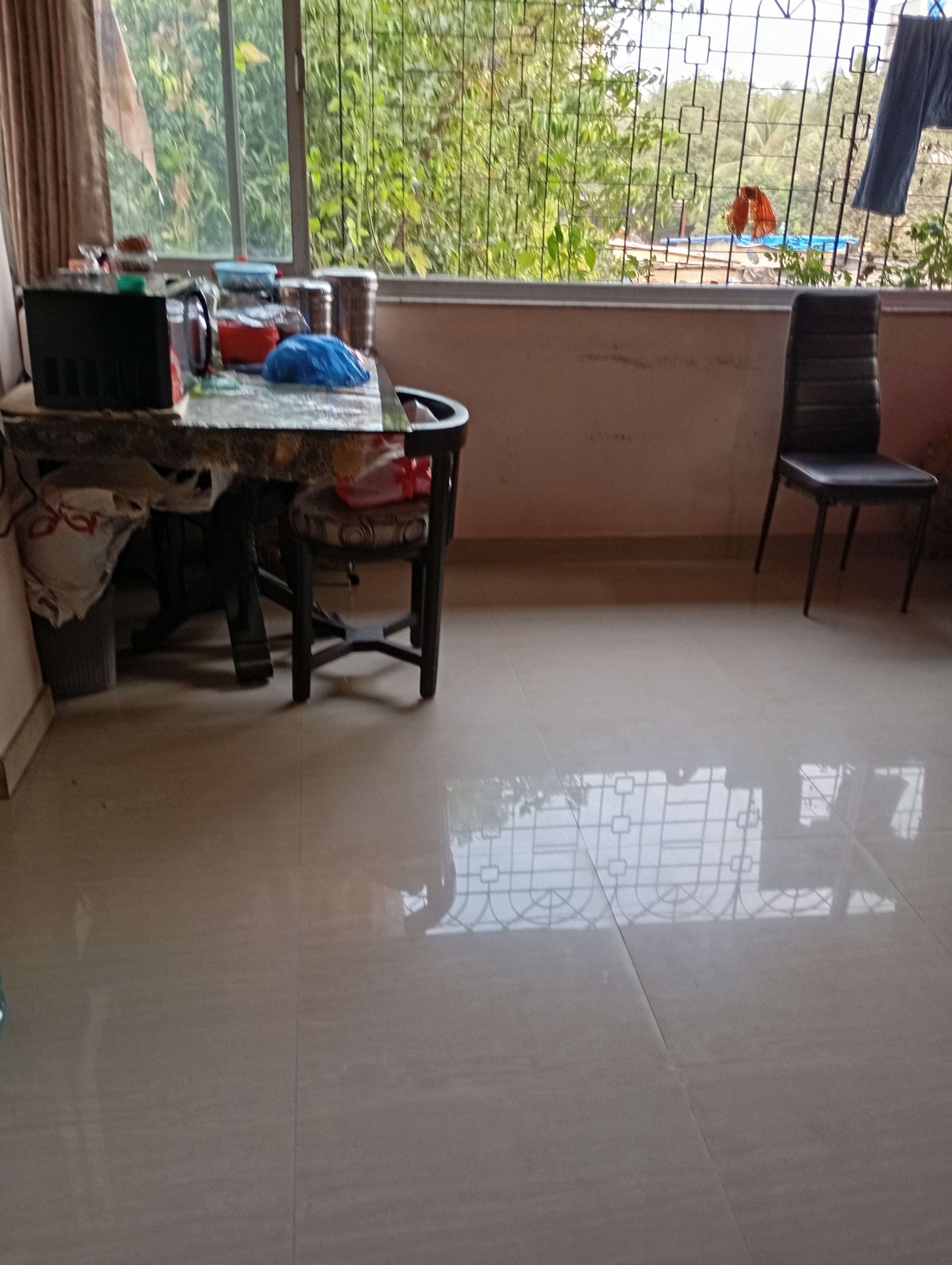 1.5 BHK + Study Room Apartment For Sale in Tarun Bhart Society Andhe