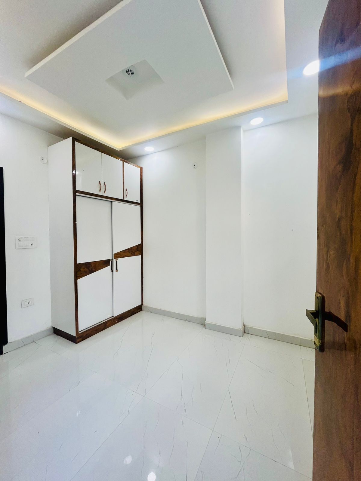 2 BHK Builder Floor For Rent in Dwarka Mor Delhi  7851382