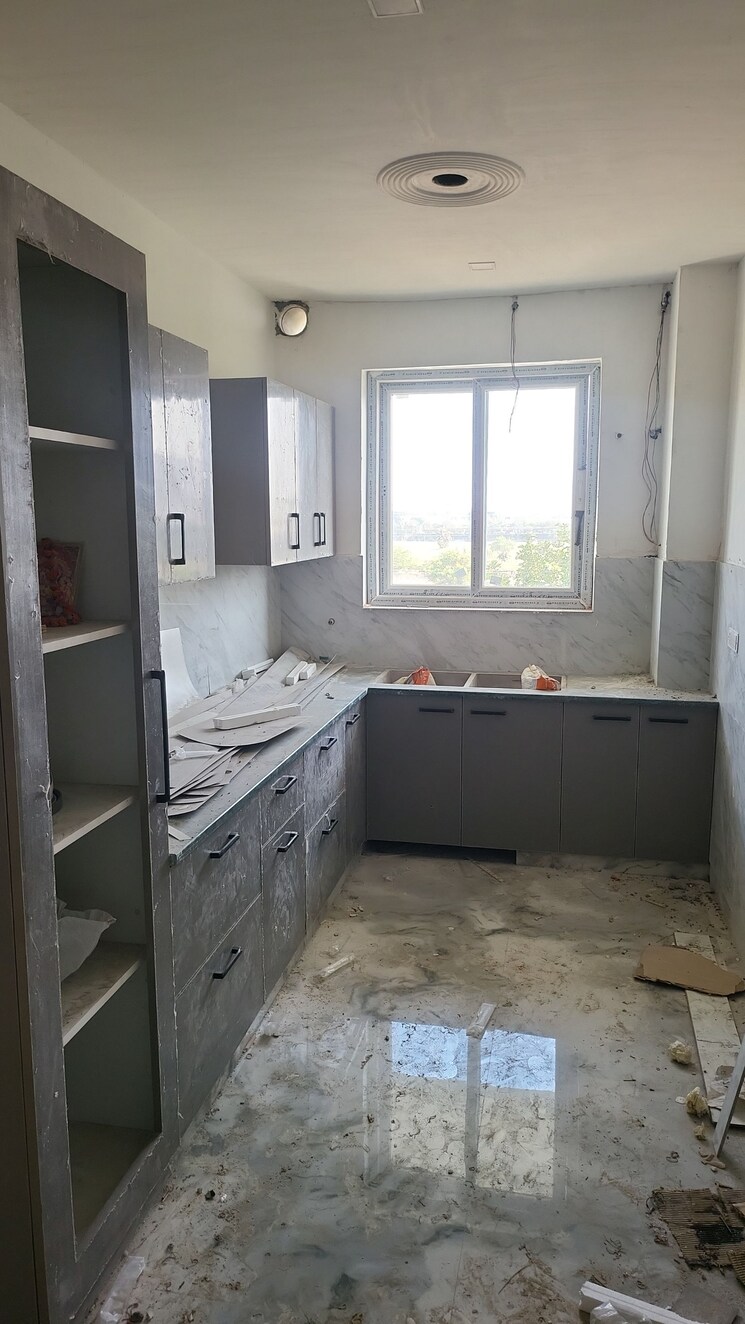 Kitchen, sector 45 3 Bedroom 250 Sq.Yd. Builder Floor In Sector 45 Faridabad 7851388