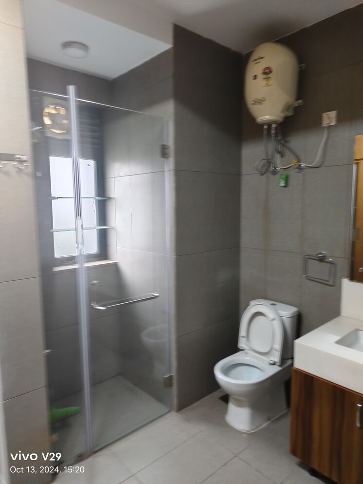Bathroom, ireo-skyon 2 Bedroom 1524 Sq.Ft. Apartment In Sector 60 Gurgaon 7851435