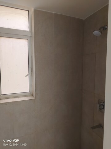 Room in 3 BHK Apartment at Ireo Skyon, Sector 60 – for Sale