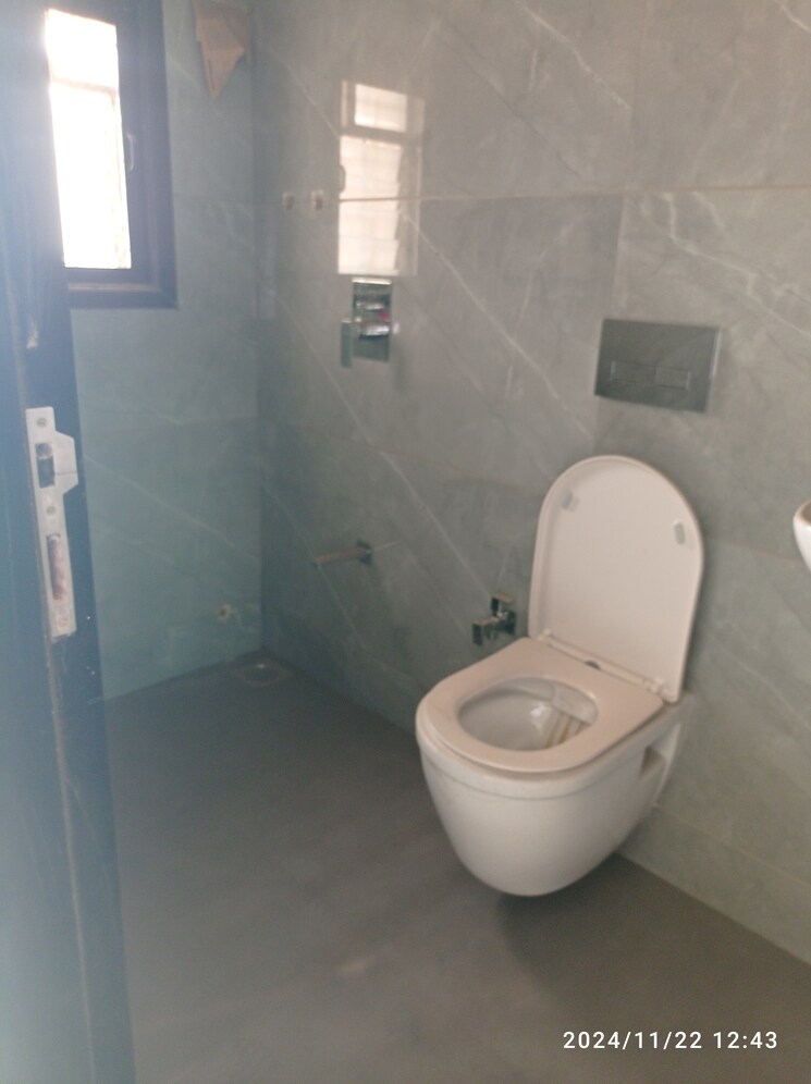 Bathroom, sunshine-elegance 3 Bedroom 962 Sq.Ft. Apartment In Thakurli Thane 7851453