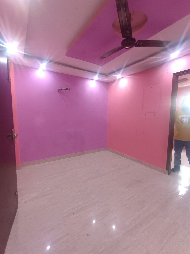 undefined, uttam nagar west 1 RK 30 Sq.Yd. Builder Floor In Uttam Nagar West Delhi 7851526