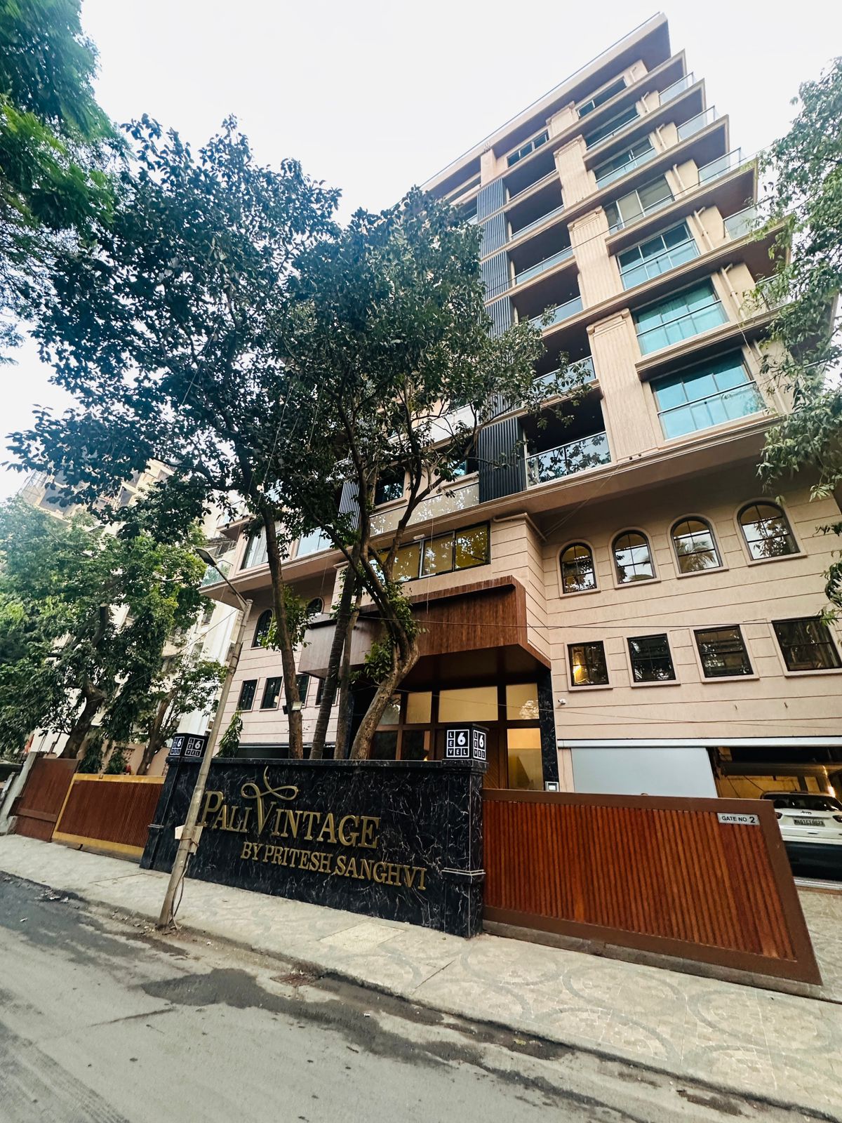 3 BHK + Pooja Room,Servant Room,Study Room,Extra Room Apartment For Sale in Pali Vintage