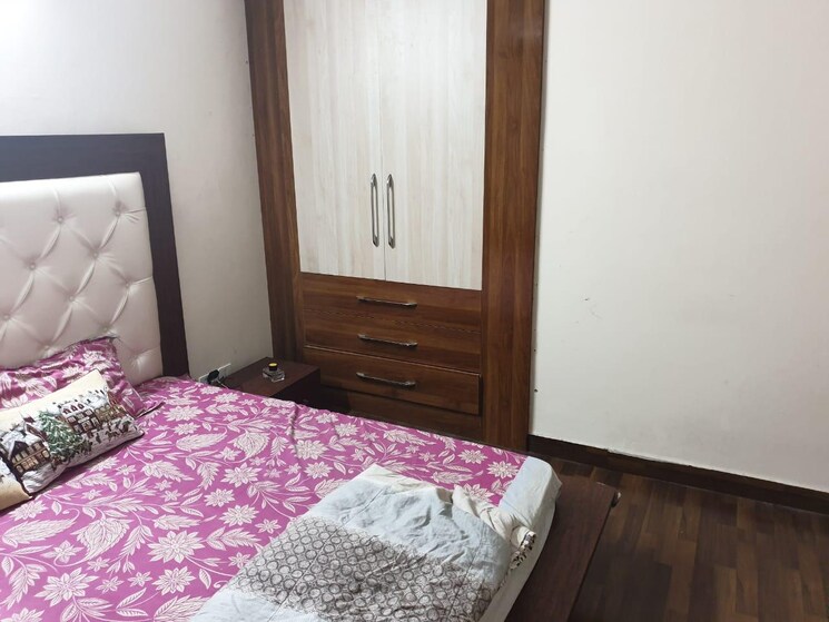 Bedroom, paras-tierea 2 Bedroom 1045 Sq.Ft. Apartment In Sector 137 Noida 7851604