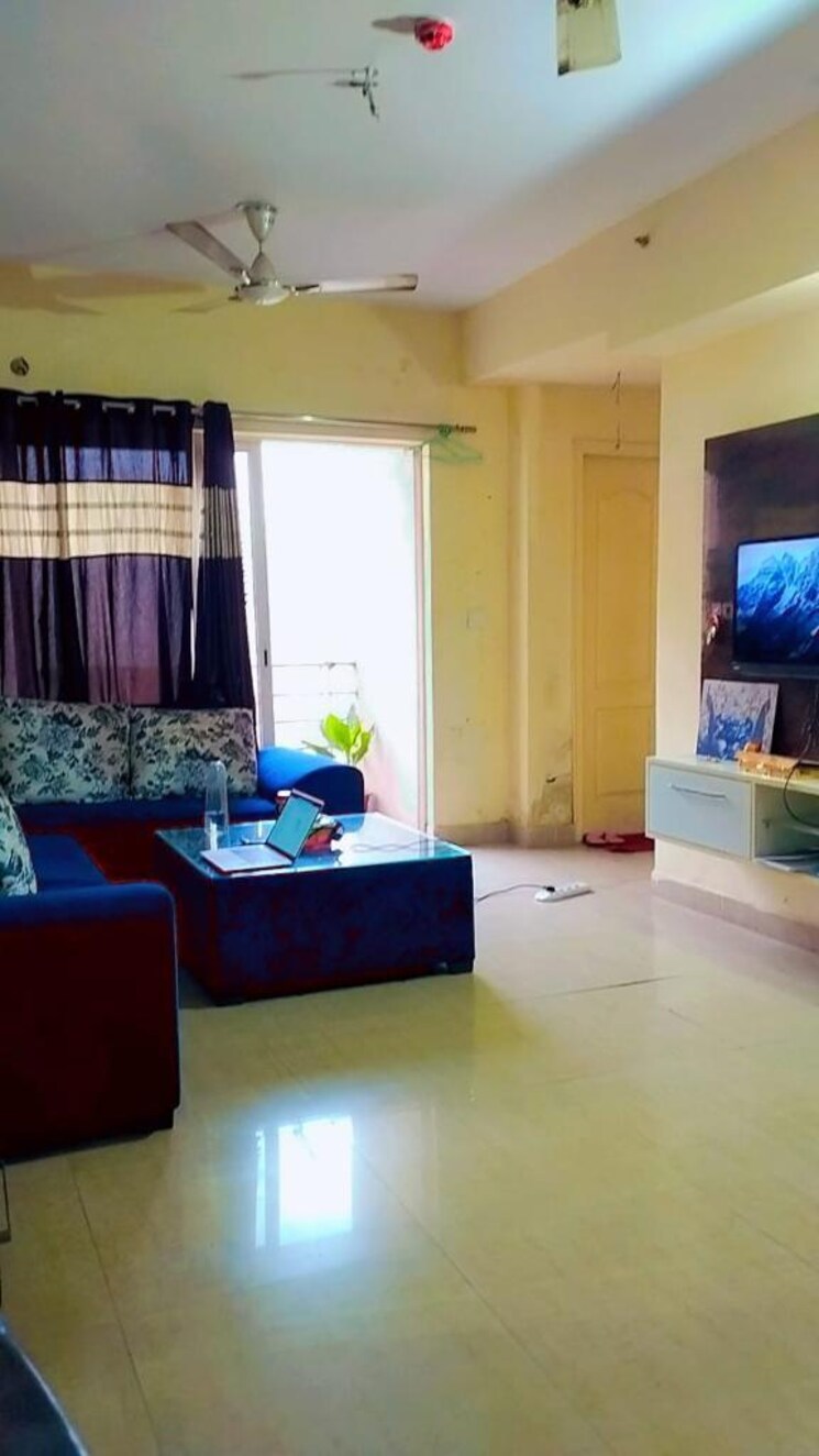 Living Room, paras-tierea 2 Bedroom 1045 Sq.Ft. Apartment In Sector 137 Noida 7851604