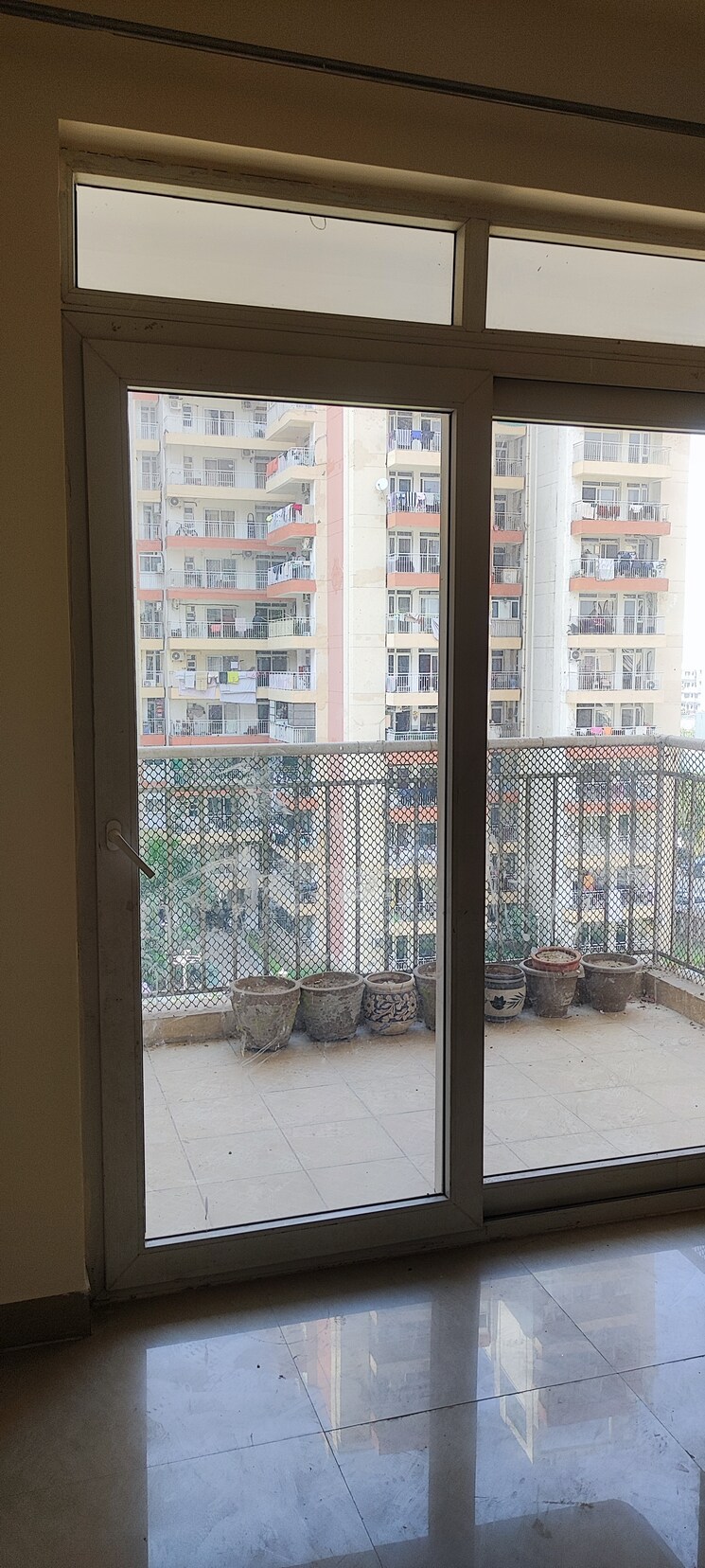 Room, sector 77 2.5 Bedroom 1385 Sq.Ft. Apartment In Sector 77 Faridabad 7851624